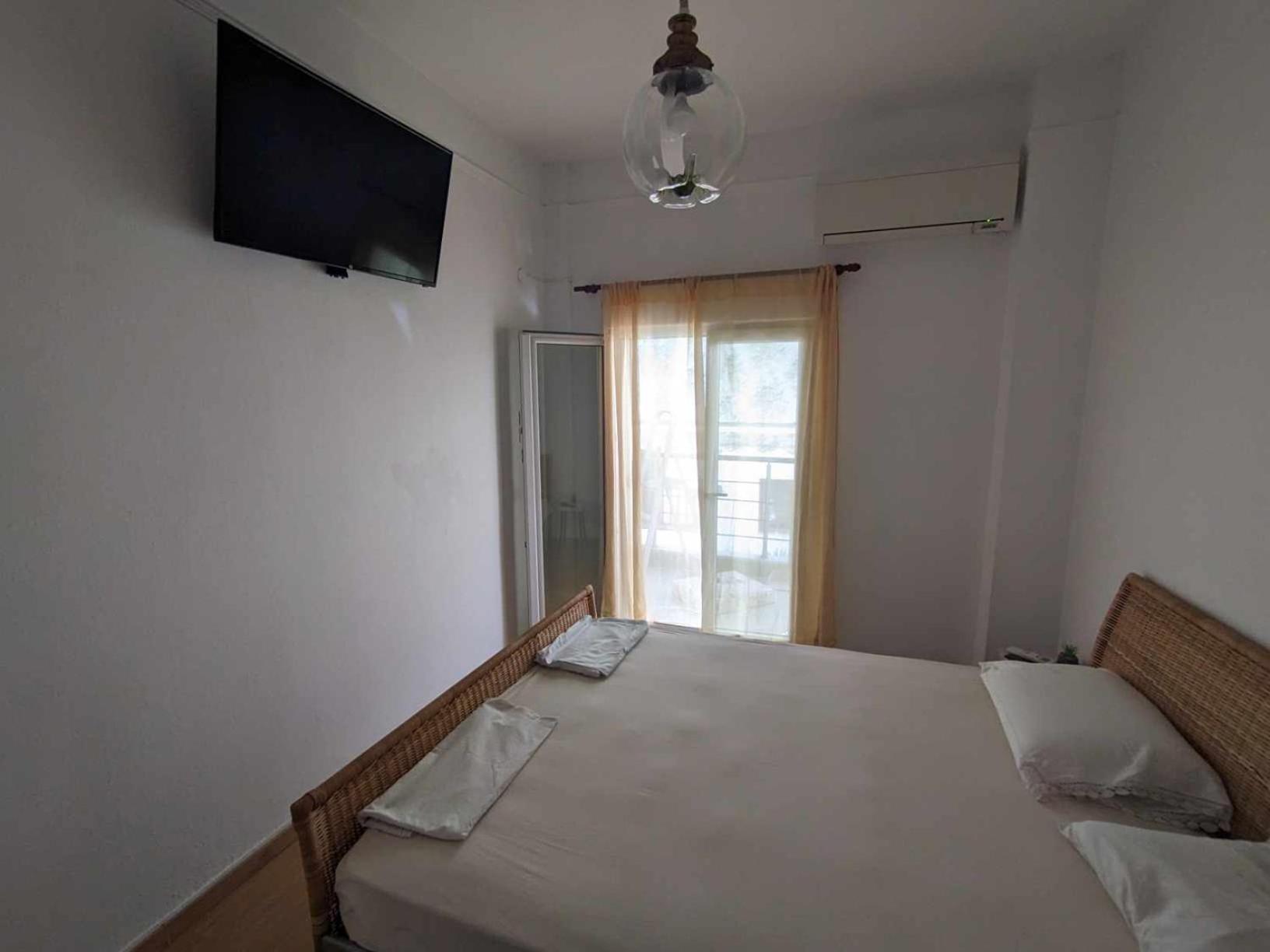 2 Bedroom For 4 People 42m From The Sea *